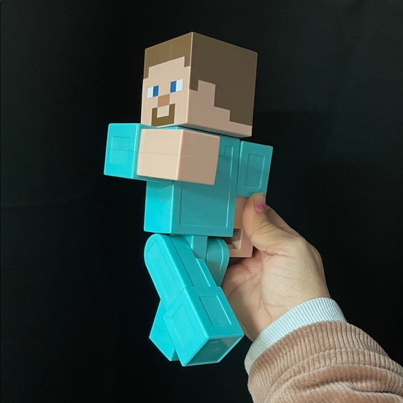 Mattel Minecraft OFFICIAL large-scale (8.5-inch) Steve missing helmet - Picture 9 of 10
